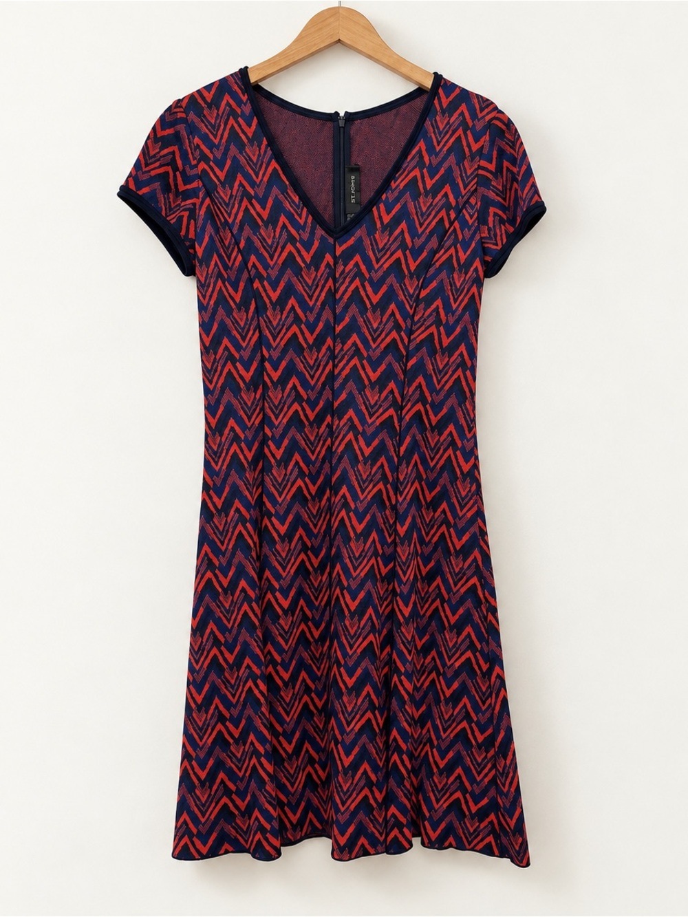 St. John Navy Red Chevron Knit Fit & Flare Dress Size 10